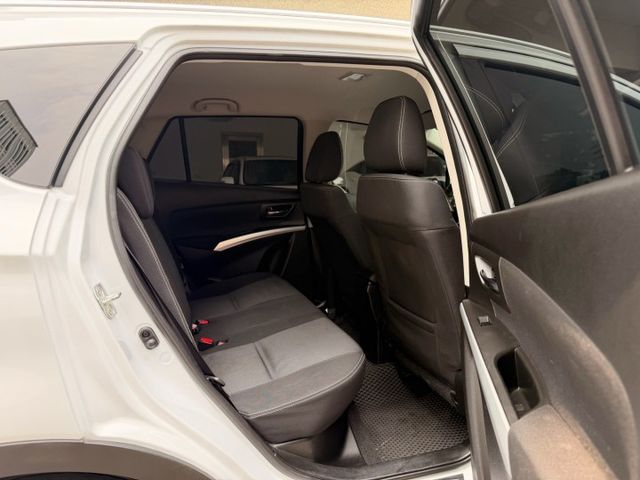 歐洲原裝進口小休旅 撞擊測試5星 安全/省油/大空間 重點僅跑6.9萬  第14張相片