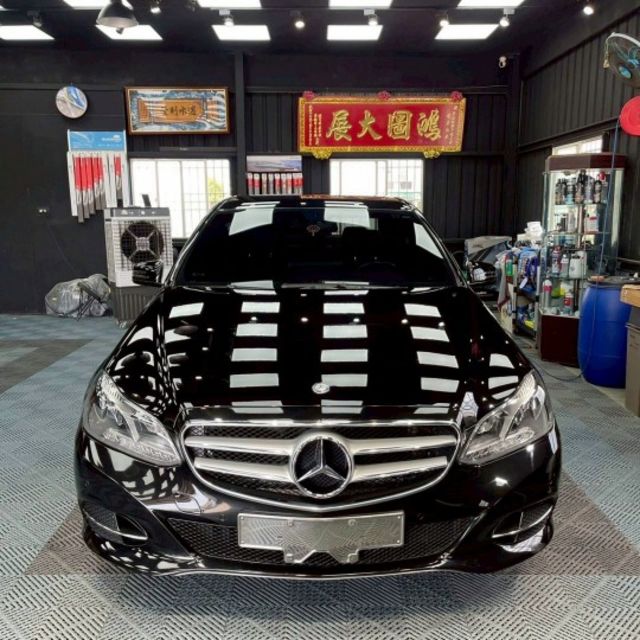 小改款W212.5 原鈑件 認證車 新車250萬 現在3X即可入手 2015年領牌  第1張相片