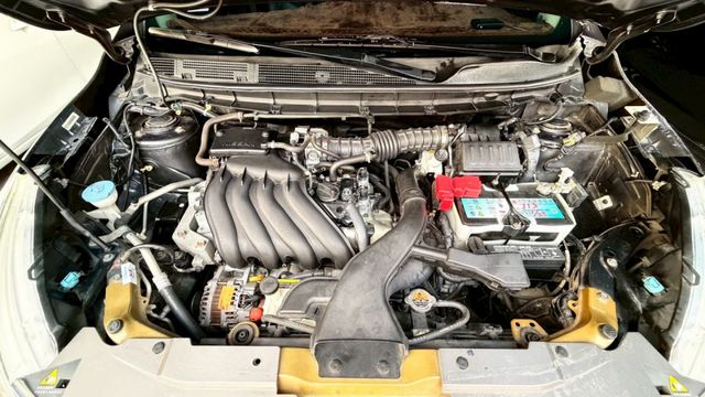 原鈑件 認證車 僅跑11.1萬 豪華款 安卓機 行車紀錄器 抬頭顯示器  第17張相片