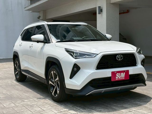 頂規潮玩版 現省新車價差 原廠保固到2029/10 新古車 超多配備  第2張相片