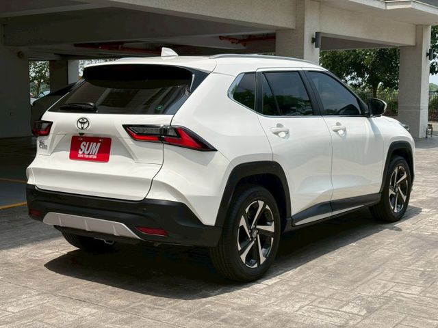 頂規潮玩版 現省新車價差 原廠保固到2029/10 新古車 超多配備  第6張相片