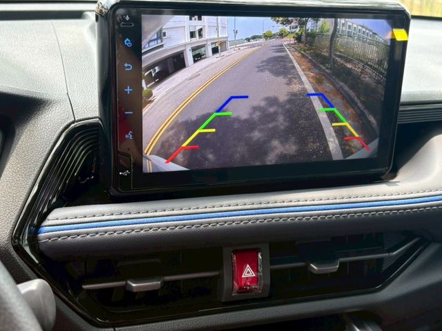 頂規潮玩版 現省新車價差 原廠保固到2029/10 新古車 超多配備  第14張相片