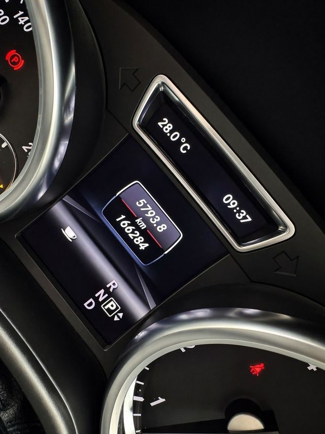 M-BENZ賓士 ML350  第13張相片