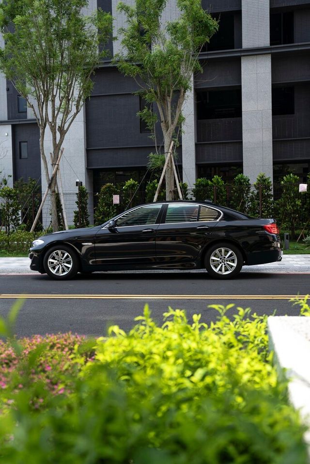 BMW寶馬 520D  第8張相片