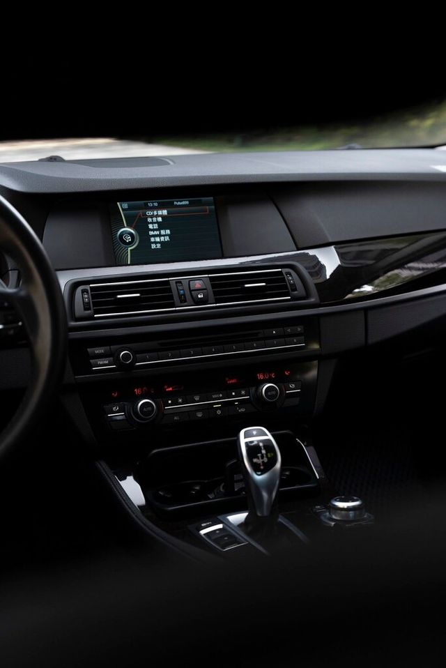 BMW寶馬 520D  第10張相片
