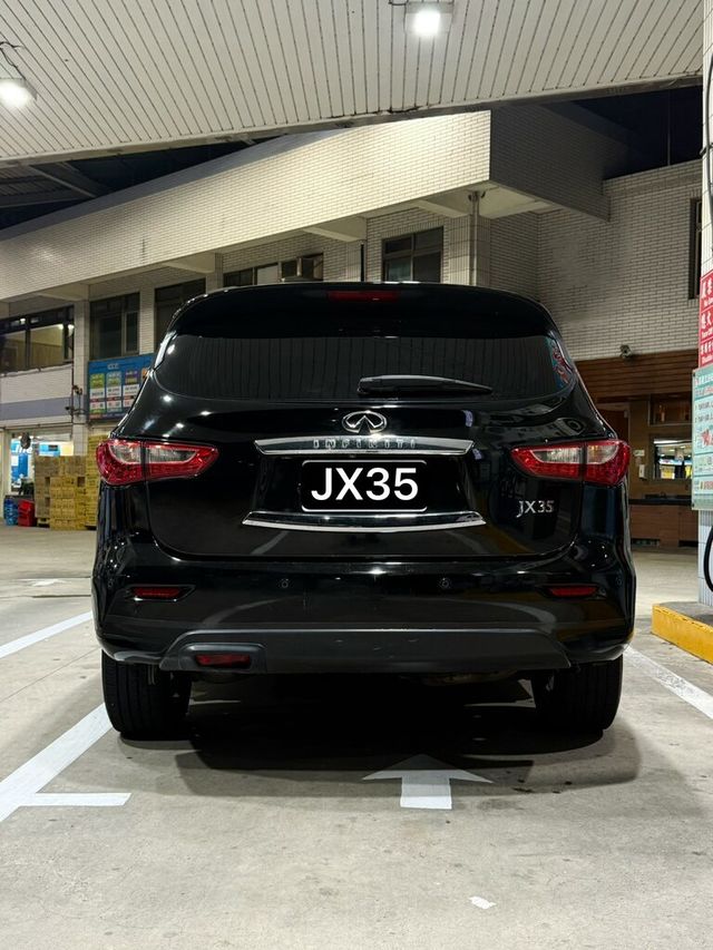 NISSAN日產 SERENA Q-RV  第3張相片