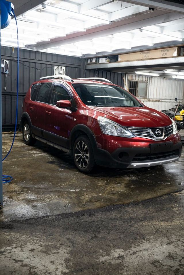 NISSAN日產 LIVINA  第2張相片