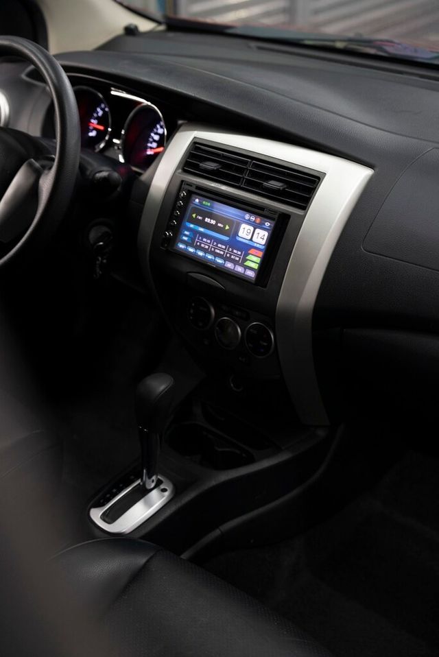 NISSAN日產 LIVINA  第9張相片