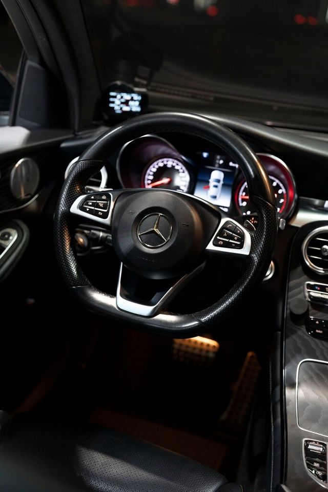 M-BENZ賓士 GLC300 AMG COUPE  第4張相片