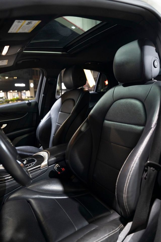M-BENZ賓士 GLC300 AMG COUPE  第5張相片
