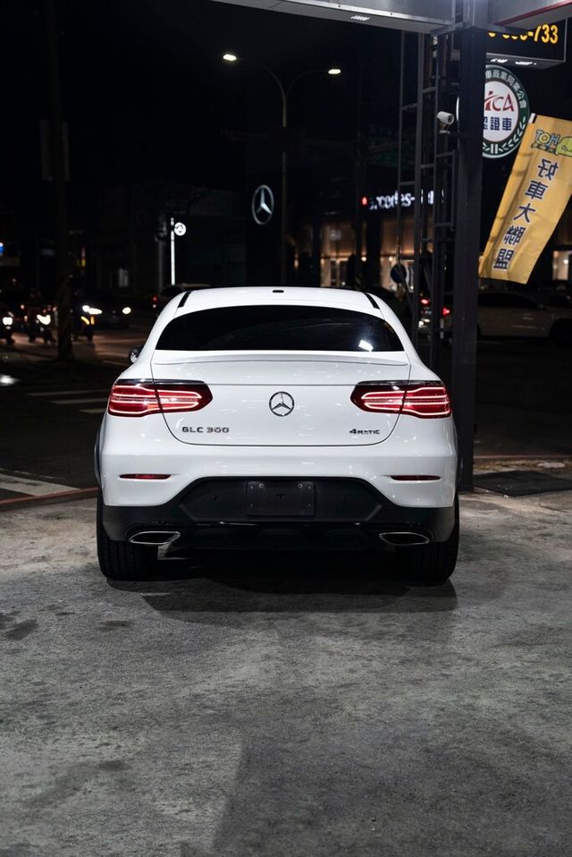 M-BENZ賓士 GLC300 AMG COUPE  第7張相片