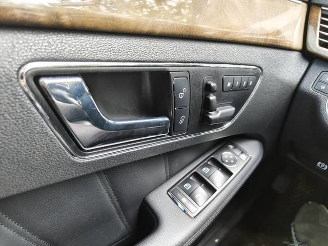 M-BENZ賓士 E250  第5張相片