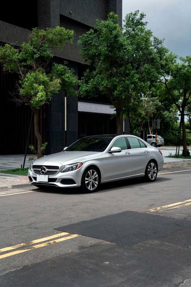 M-BENZ賓士 C300  第1張相片