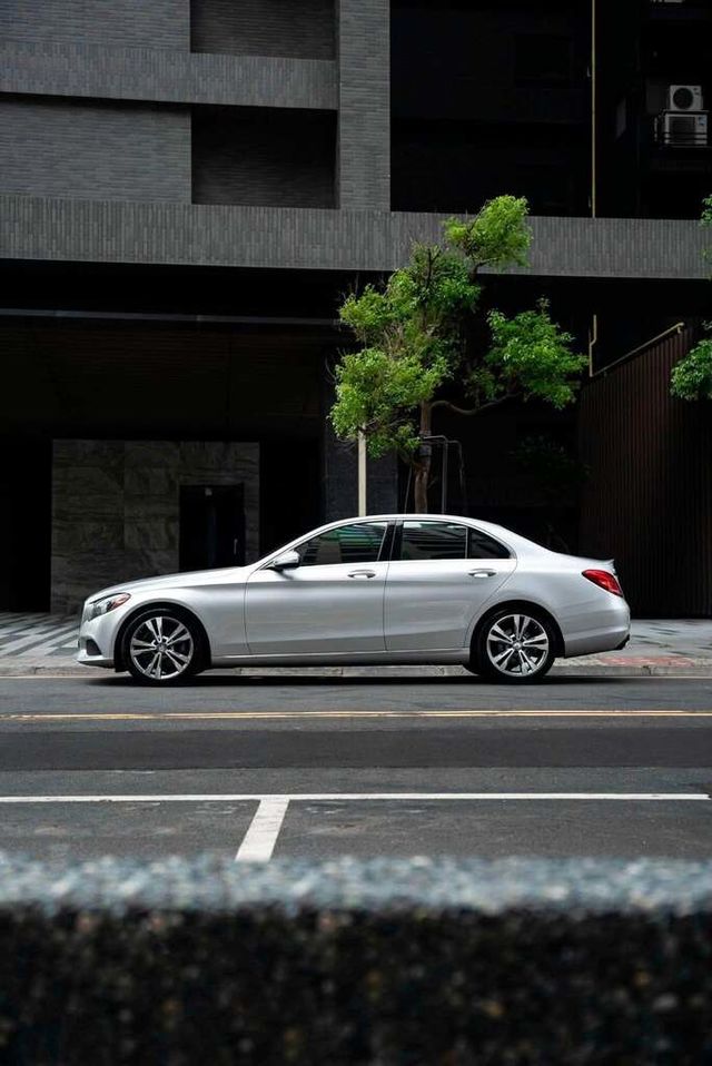 M-BENZ賓士 C300  第6張相片