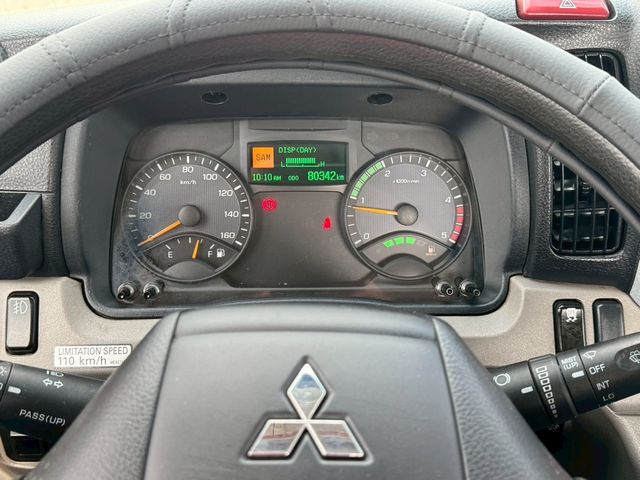 MITSUBISHI三菱 CANTER  第5張相片