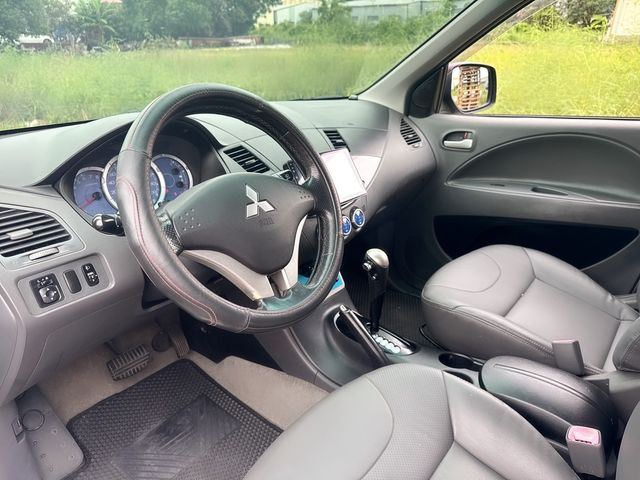 MITSUBISHI三菱 ZINGER  第8張相片