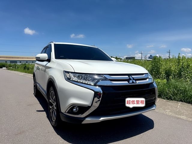 MITSUBISHI三菱 OUTLANDER  第3張相片