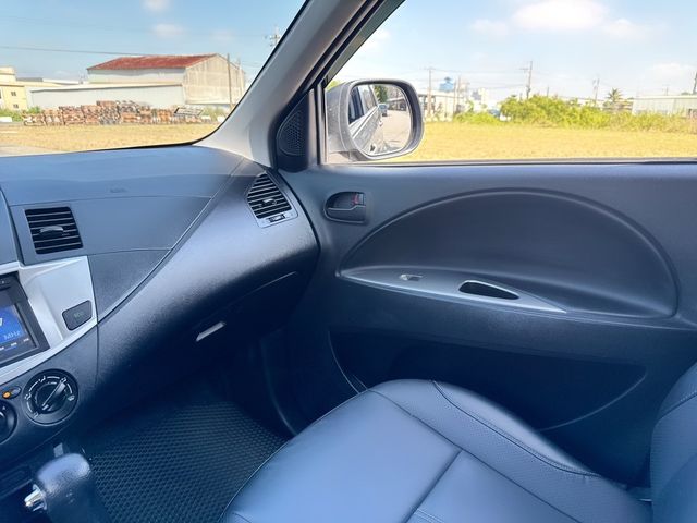 MITSUBISHI三菱 ZINGER  第11張相片