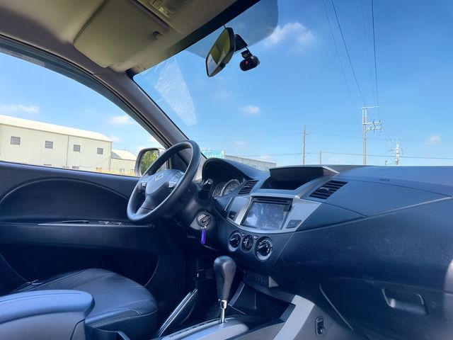 MITSUBISHI三菱 ZINGER  第12張相片