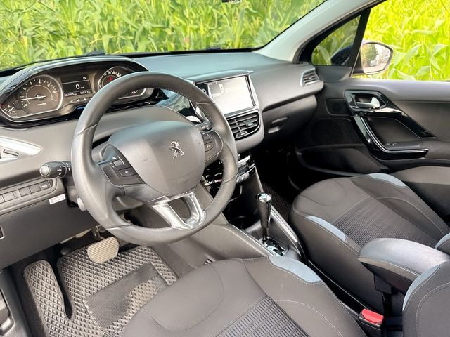 PEUGEOT寶獅 208  第7張相片