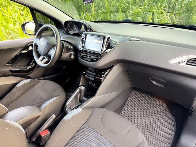 PEUGEOT寶獅 208  第12張相片