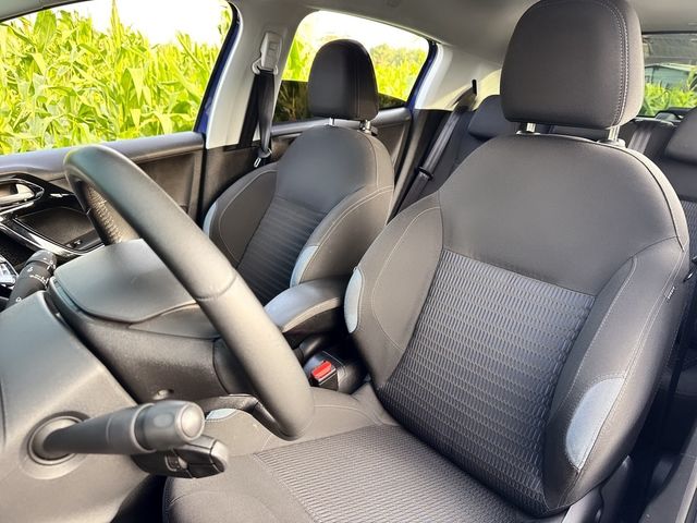 PEUGEOT寶獅 208  第14張相片