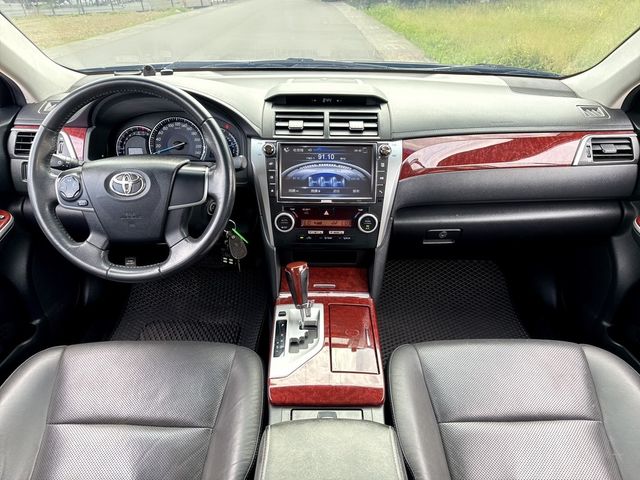 TOYOTA豐田 CAMRY  第7張相片