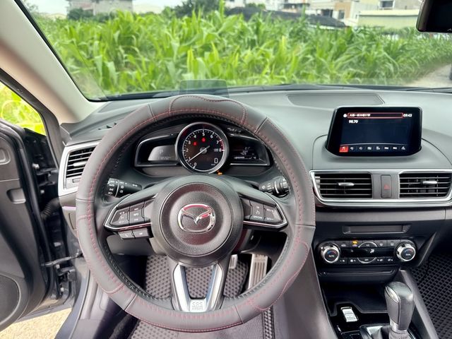 MAZDA馬自達 MAZDA 3  第6張相片