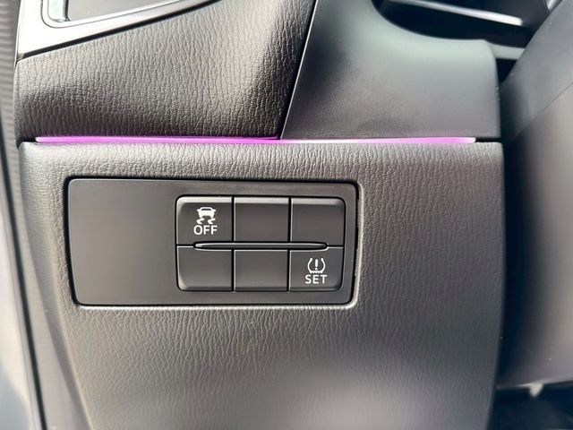 MAZDA馬自達 MAZDA 3  第9張相片