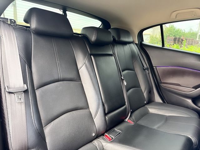 MAZDA馬自達 MAZDA 3  第15張相片