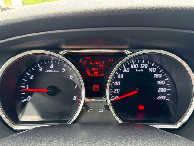 NISSAN日產 LIVINA  第5張相片