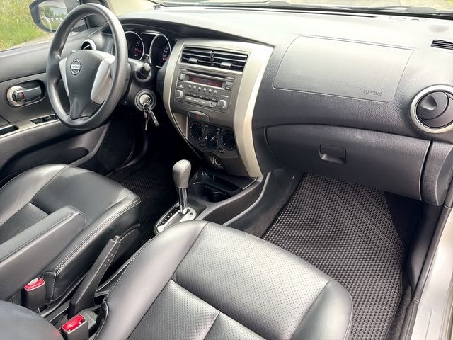 NISSAN日產 LIVINA  第13張相片