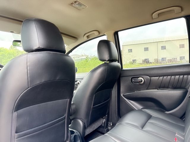 NISSAN日產 LIVINA  第14張相片