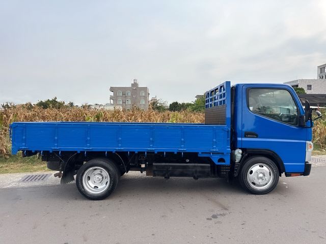 MITSUBISHI三菱 CANTER  第5張相片