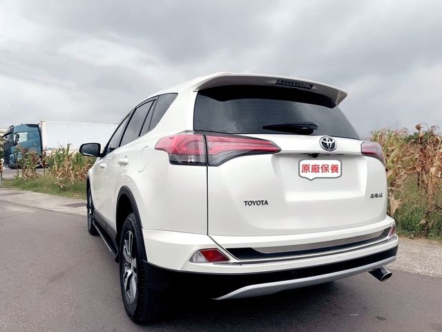 TOYOTA豐田 RAV4  第4張相片