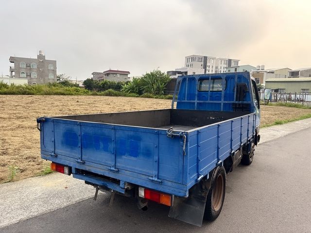 MITSUBISHI三菱 CANTER  第2張相片