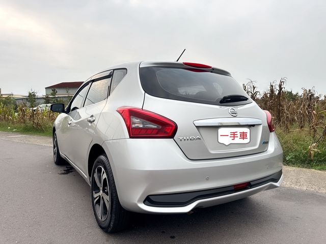 NISSAN日產 TIIDA  第4張相片