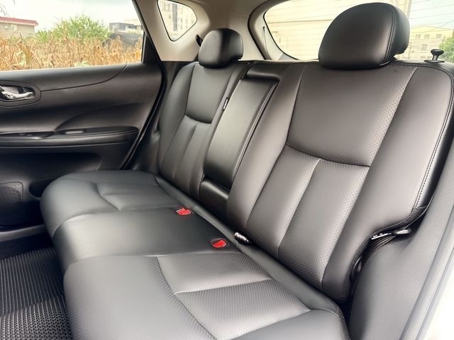 NISSAN日產 TIIDA  第13張相片