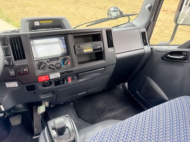 ISUZU五十鈴 NLR  第10張相片