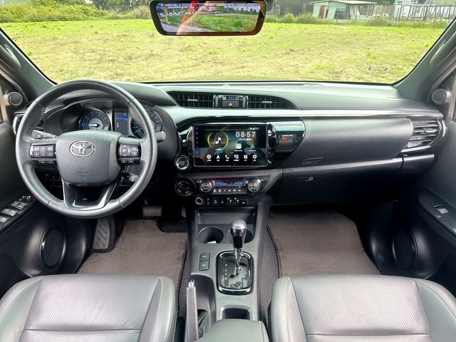 TOYOTA豐田 HILUX  第5張相片