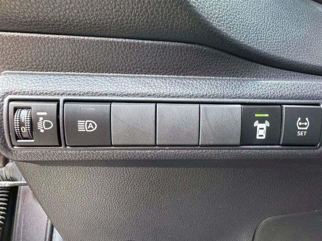 TOYOTA豐田 ALTIS  第6張相片