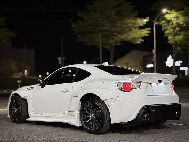 SUBARU速霸陸 BRZ  第2張相片