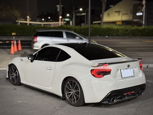 TOYOTA豐田 86  第2張相片