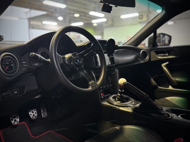 TOYOTA豐田 86  第3張相片