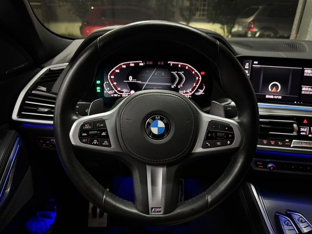 BMW寶馬 X6 XDRIVE40I  第7張相片
