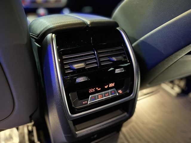 BMW寶馬 X6 XDRIVE40I  第13張相片