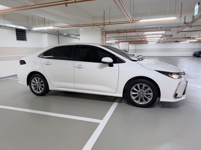 2020尊爵PLUS﹢｜全車原版件｜省油｜ 首選代步車 ｜恆溫空調｜定速｜迎賓燈｜2年5萬公里保固  第2張相片