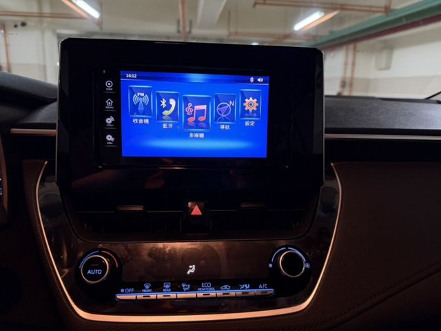 2020尊爵PLUS﹢｜全車原版件｜省油｜ 首選代步車 ｜恆溫空調｜定速｜迎賓燈｜2年5萬公里保固  第10張相片