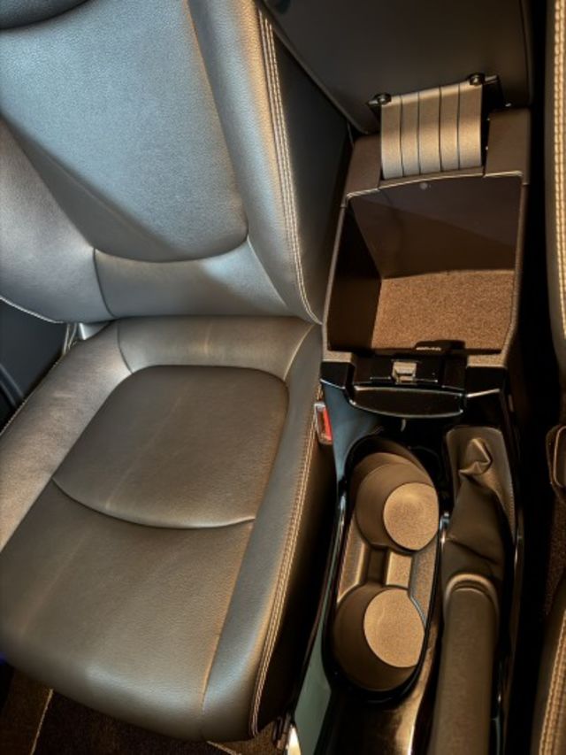 2020尊爵PLUS﹢｜全車原版件｜省油｜ 首選代步車 ｜恆溫空調｜定速｜迎賓燈｜2年5萬公里保固  第12張相片