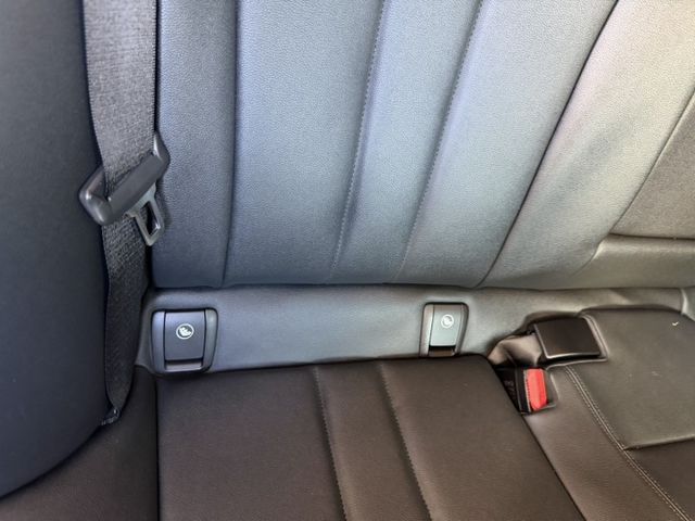 升級20吋輪框/AEB自動緊急煞車系統/車道偏離警示系統/主動安全預防系統/斜坡起步輔助/自動感應頭燈  第8張相片